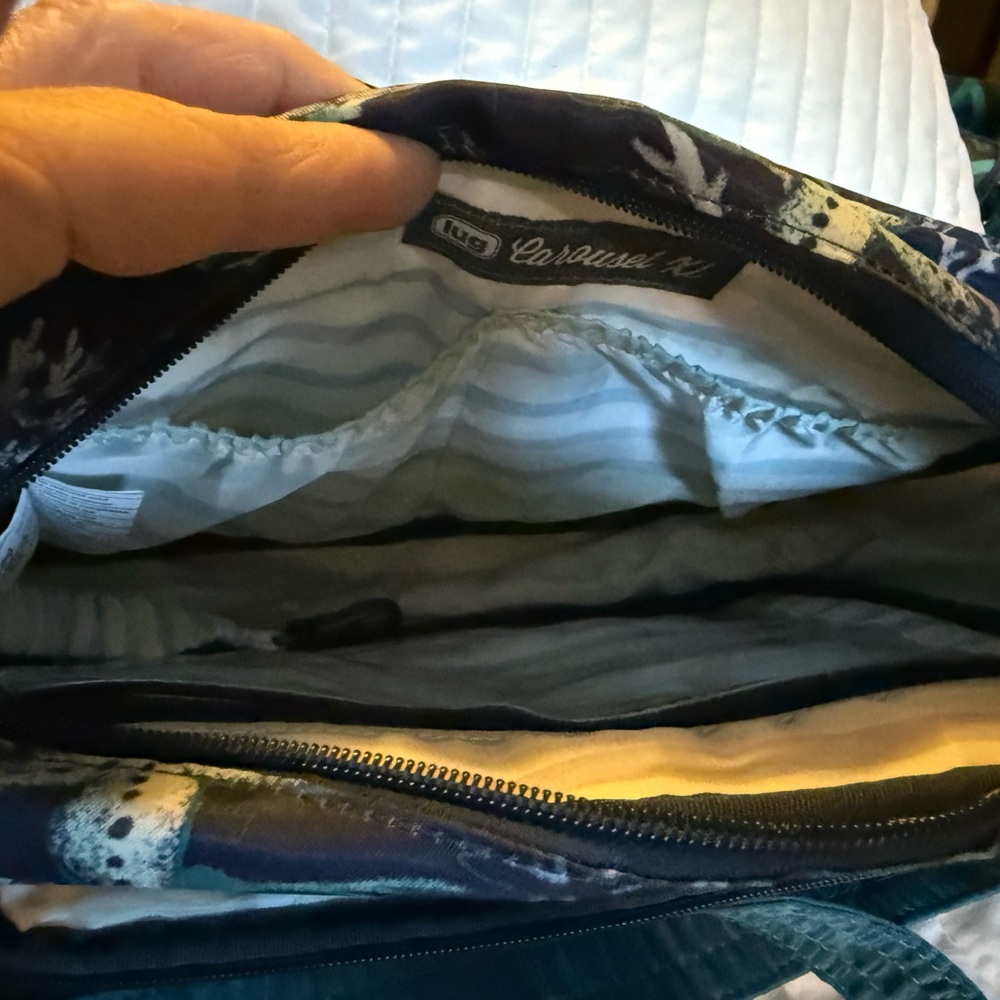 Lug Crossbody Bag in Blue and Green - Picture 5 of 7